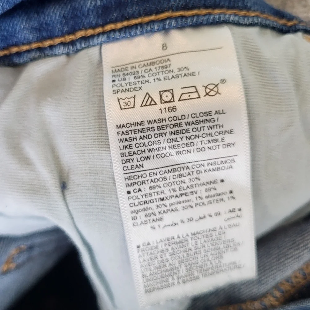 Medium Blue Jean Shorts Classic Style - Picture 3 of 3